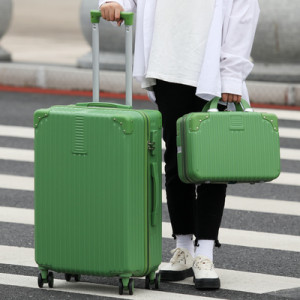 Набор чемодан и сумка, арт ЧД3, цвет:зелёный